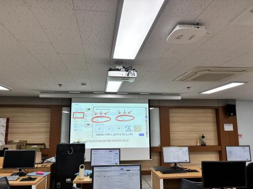 유은수 교수님, 일산국제컨벤션고등학교 캡스톤디자인 수업 진행